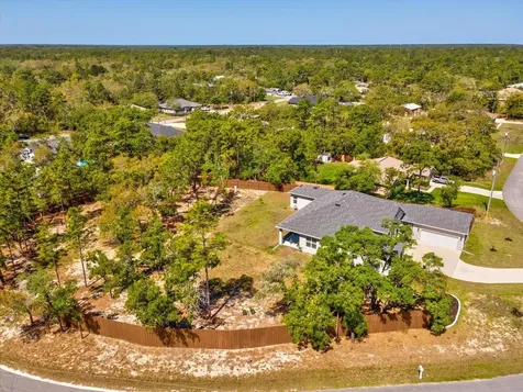 11981 Robina Road Weeki Wachee FL 34614