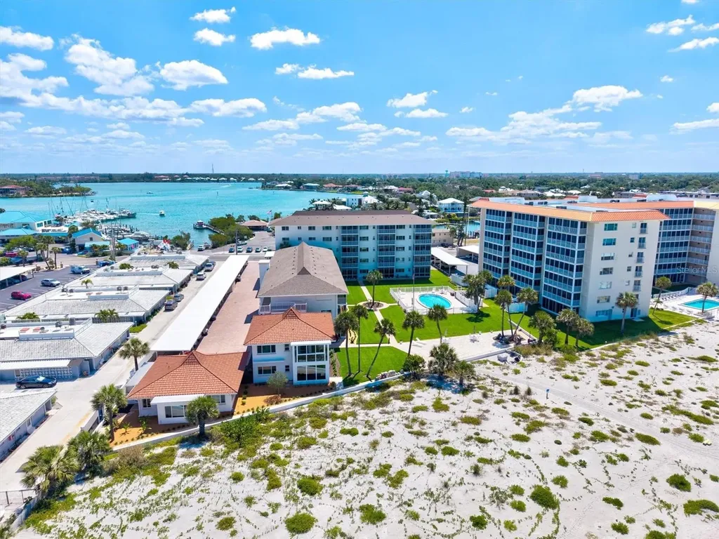 1200 Tarpon Center Drive Venice FL 34285