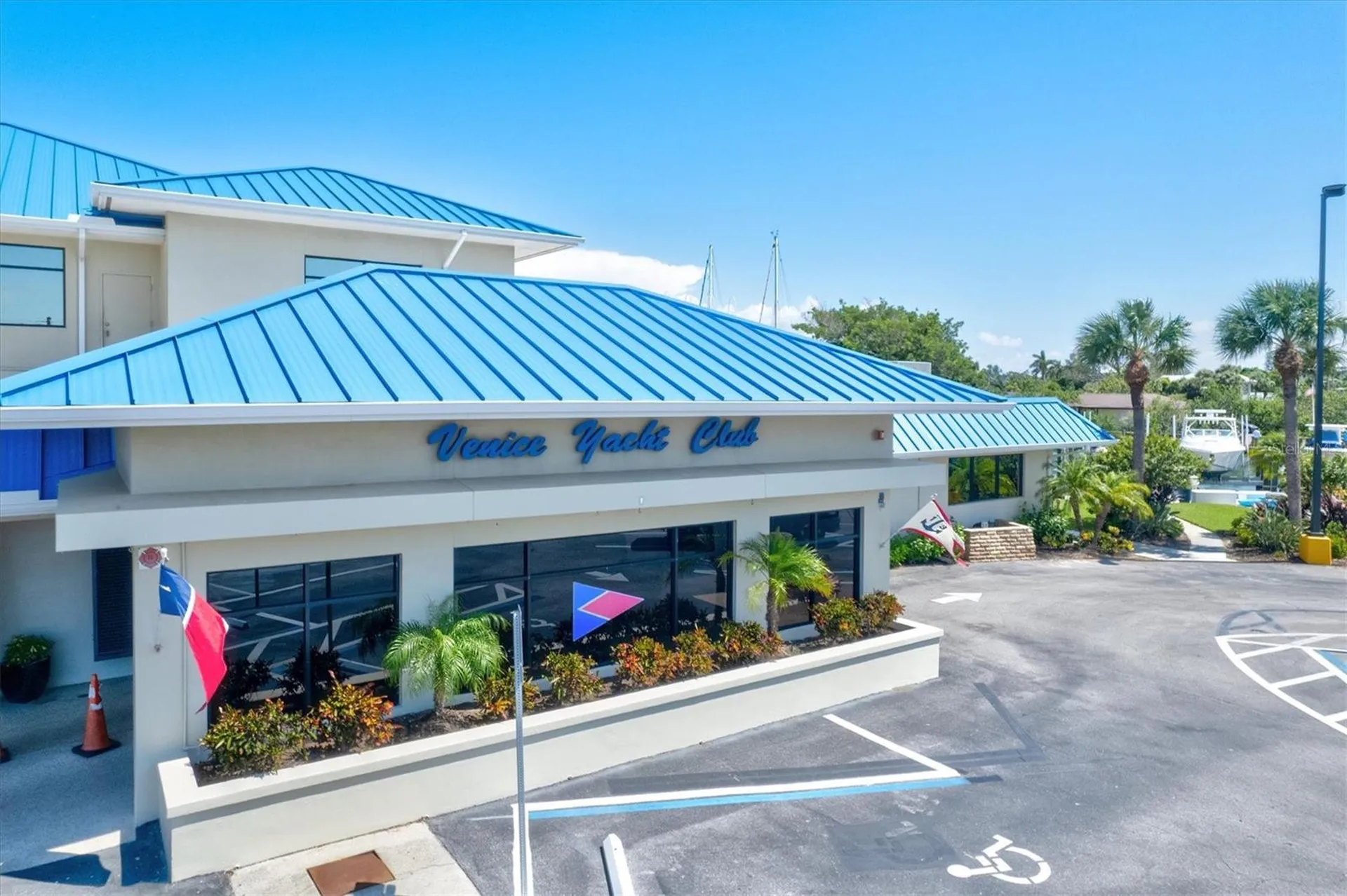 1200 Tarpon Center Drive Venice FL 34285