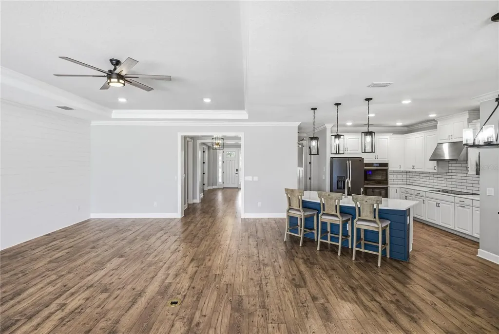 6883 Bradbury Circle Wesley Chapel FL 33545