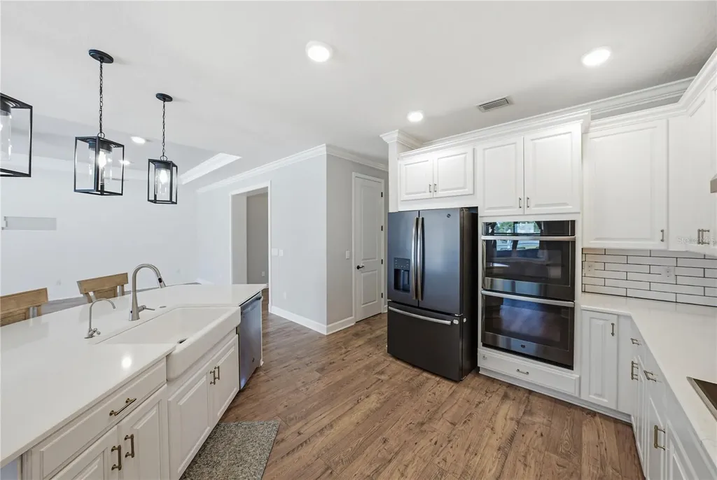 6883 Bradbury Circle Wesley Chapel FL 33545
