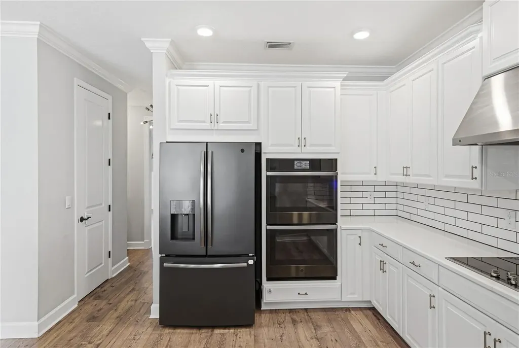 6883 Bradbury Circle Wesley Chapel FL 33545