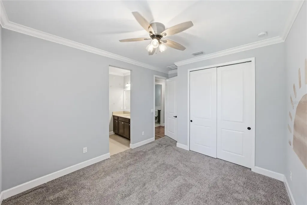 6883 Bradbury Circle Wesley Chapel FL 33545