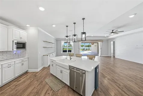 6883 Bradbury Circle Wesley Chapel FL 33545