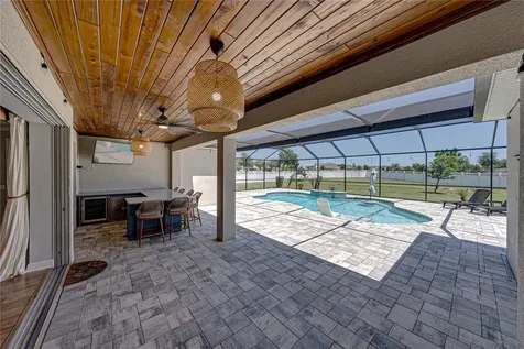 6883 Bradbury Circle Wesley Chapel FL 33545