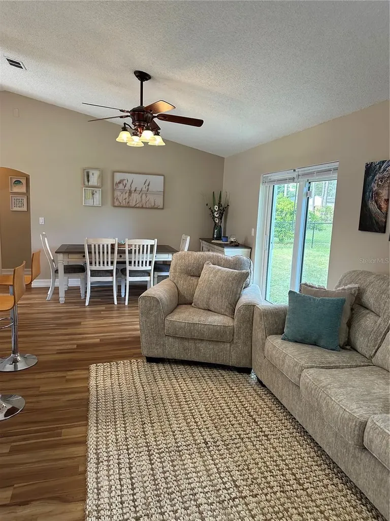 25 Ryecroft Lane Palm Coast FL 32164