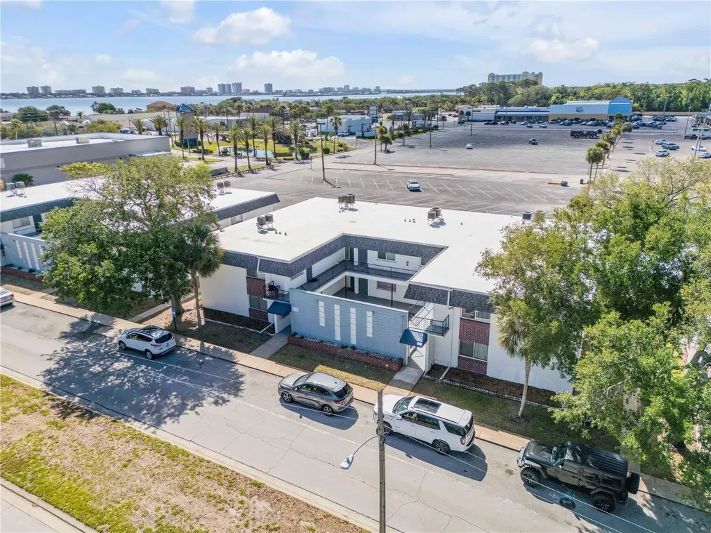 303 Ridge Boulevard Daytona Beach FL 32119