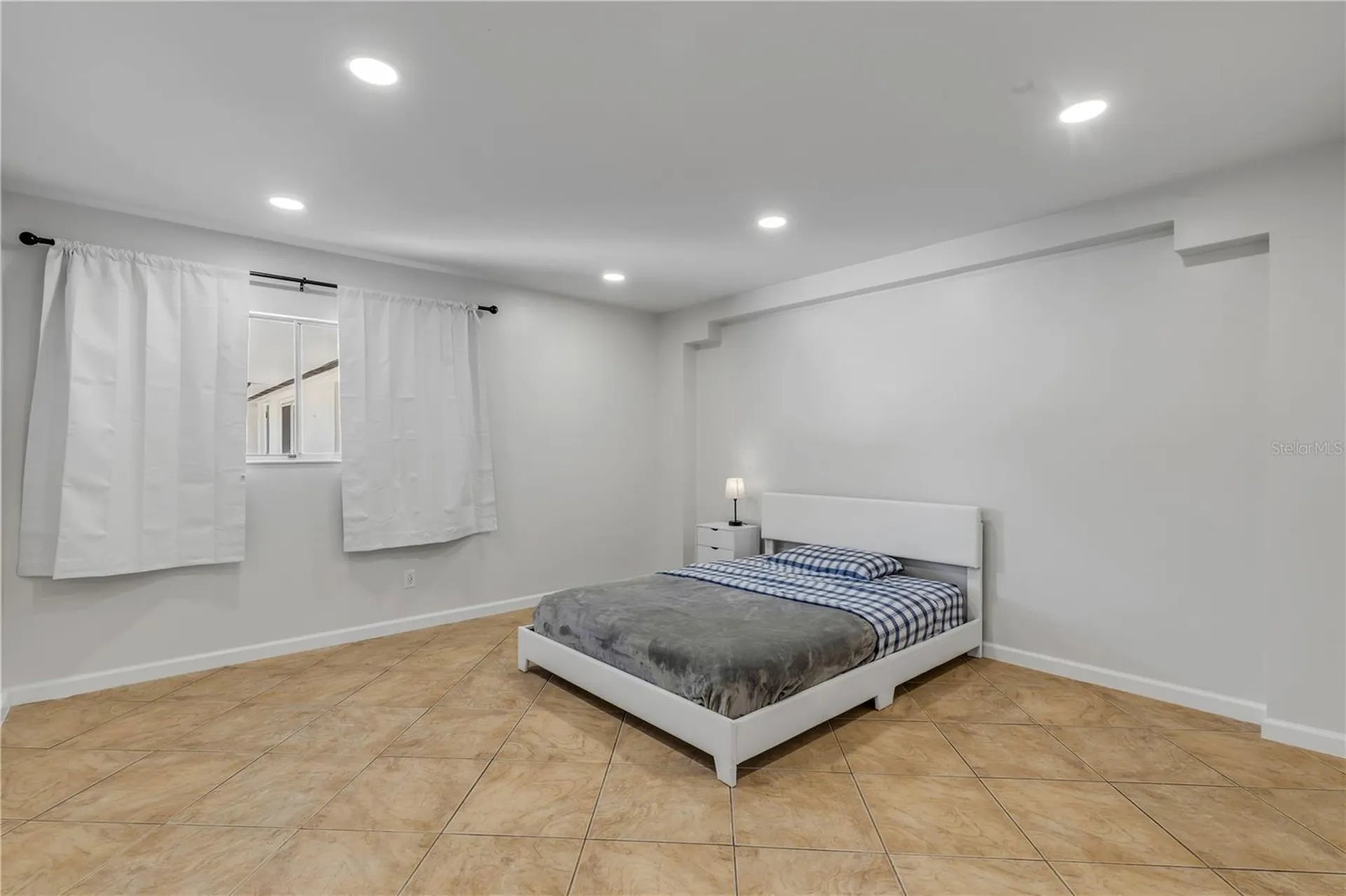 303 Ridge Boulevard Daytona Beach FL 32119