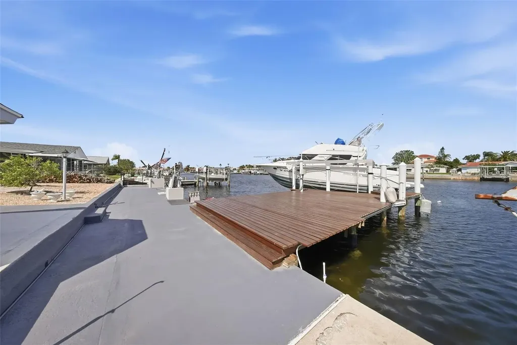 5040 Galleon Court New Port Richey FL 34652