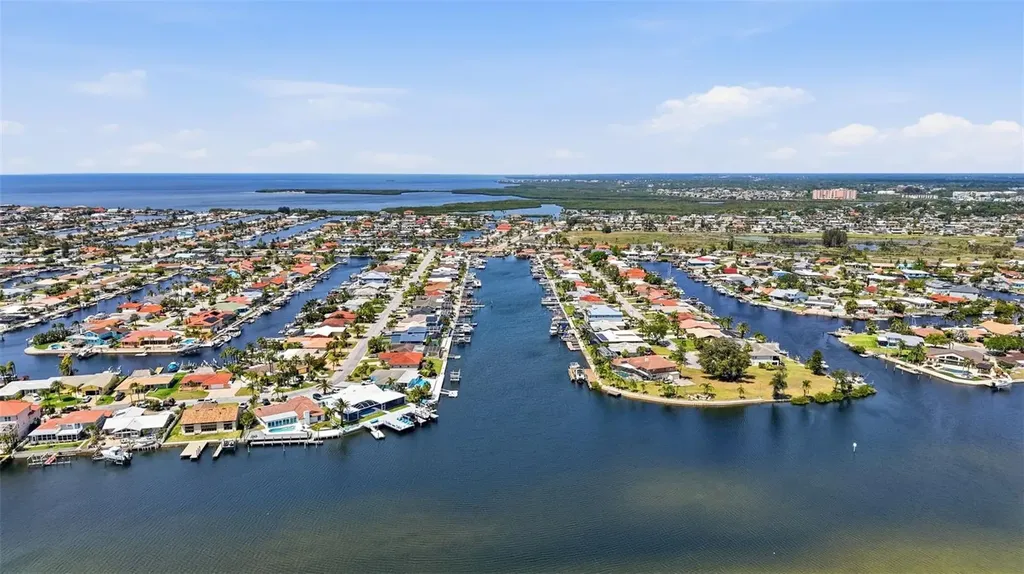 5040 Galleon Court New Port Richey FL 34652