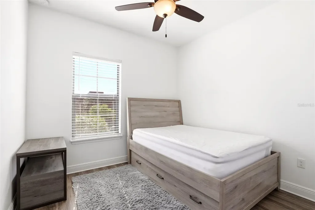 2506 Jacqueline Suglio Alley Orlando FL 32828