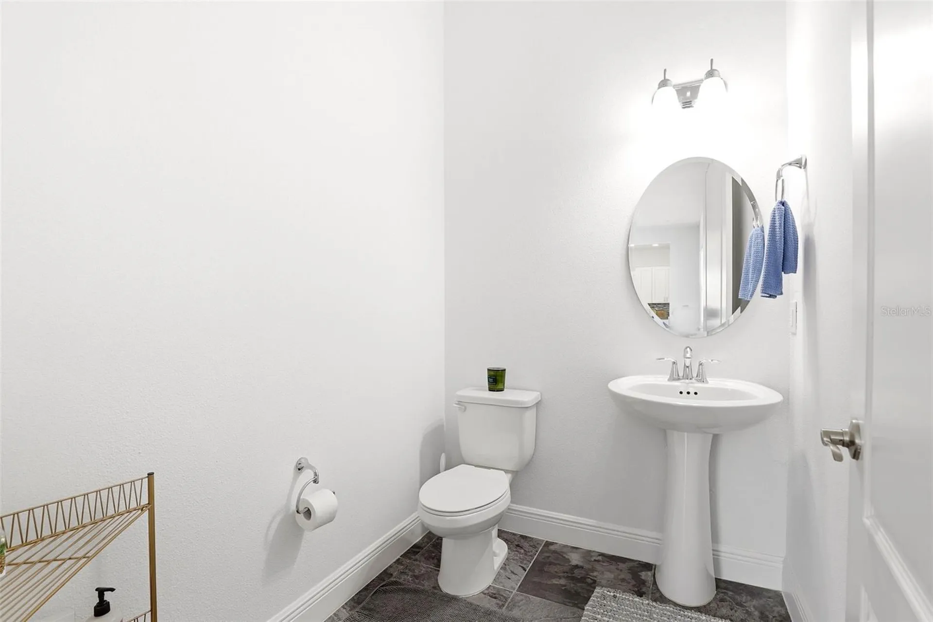 2506 Jacqueline Suglio Alley Orlando FL 32828