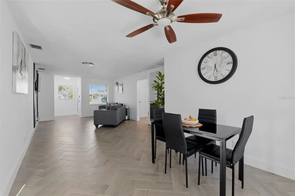 17734 1st Street E Redington Shores FL 33708