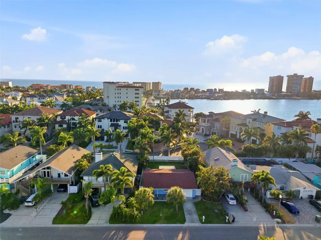 17734 1st Street E Redington Shores FL 33708