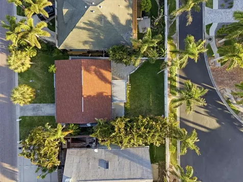 17734 1st Street E Redington Shores FL 33708