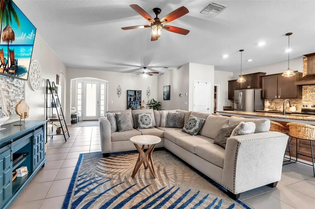 13225 Waterleaf Garden Circle Riverview FL 33579