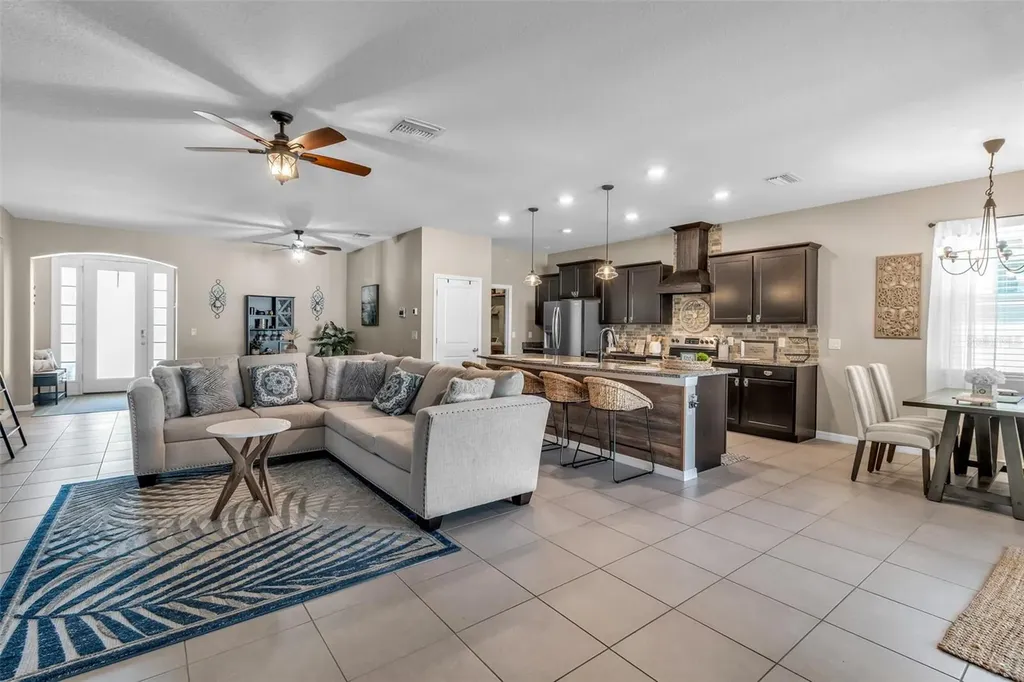 13225 Waterleaf Garden Circle Riverview FL 33579