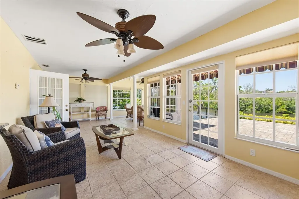 880 Lemon Bay Drive Venice FL 34293