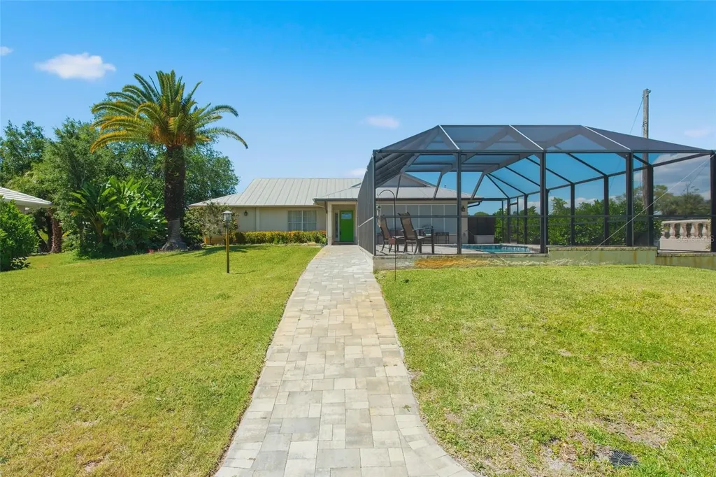 880 Lemon Bay Drive Venice FL 34293