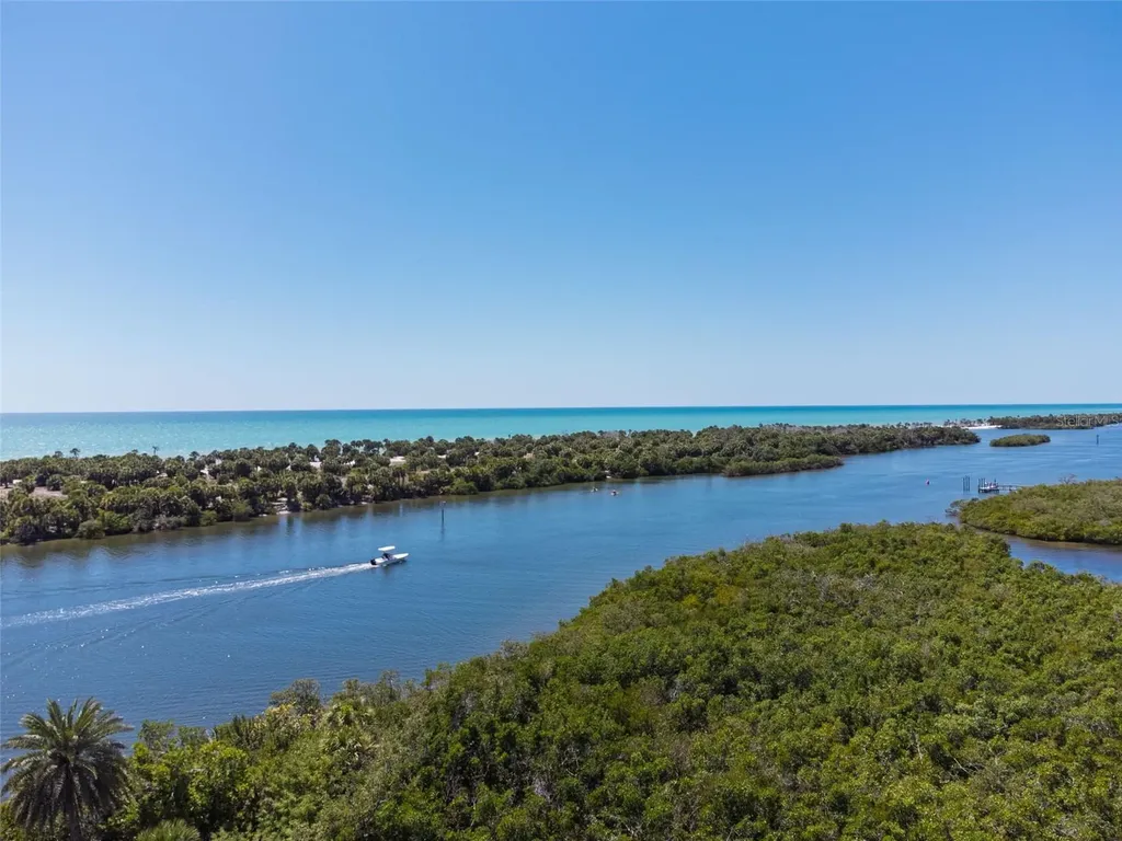 880 Lemon Bay Drive Venice FL 34293