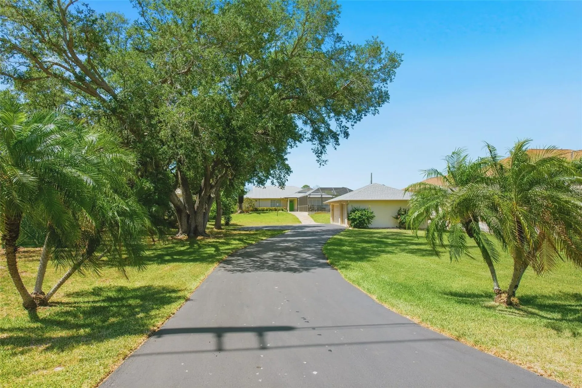 880 Lemon Bay Drive Venice FL 34293