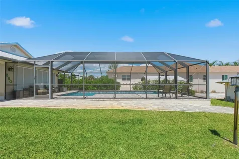 880 Lemon Bay Drive Venice FL 34293