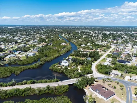 880 Lemon Bay Drive Venice FL 34293