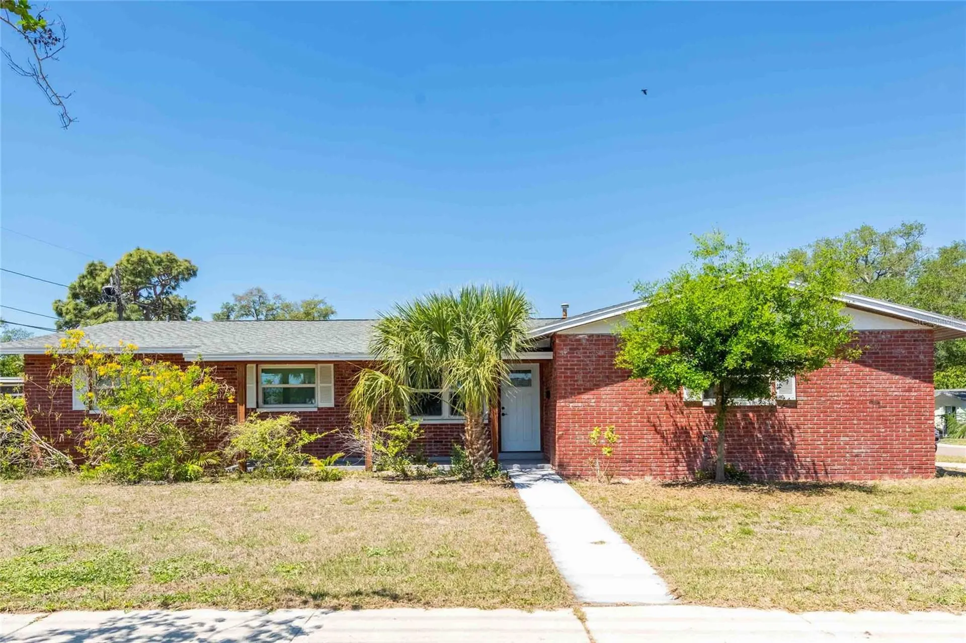 2741 37th Street S St Petersburg FL 33711
