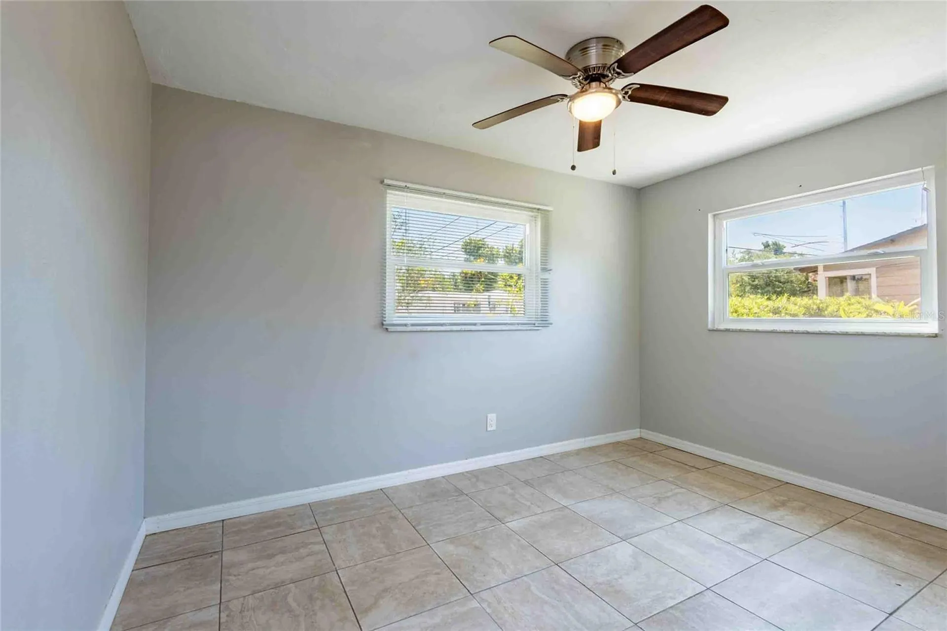 2741 37th Street S St Petersburg FL 33711