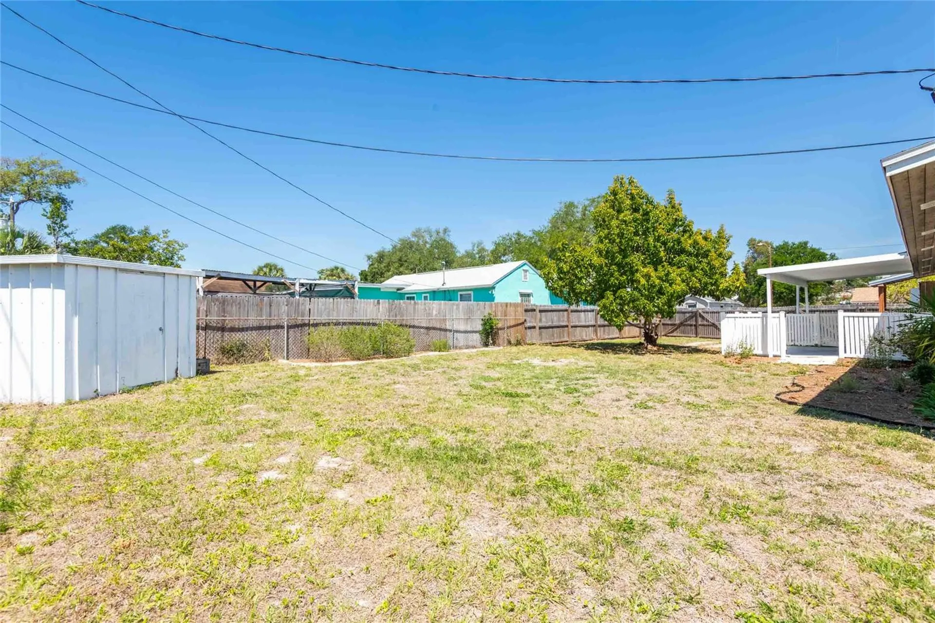 2741 37th Street S St Petersburg FL 33711