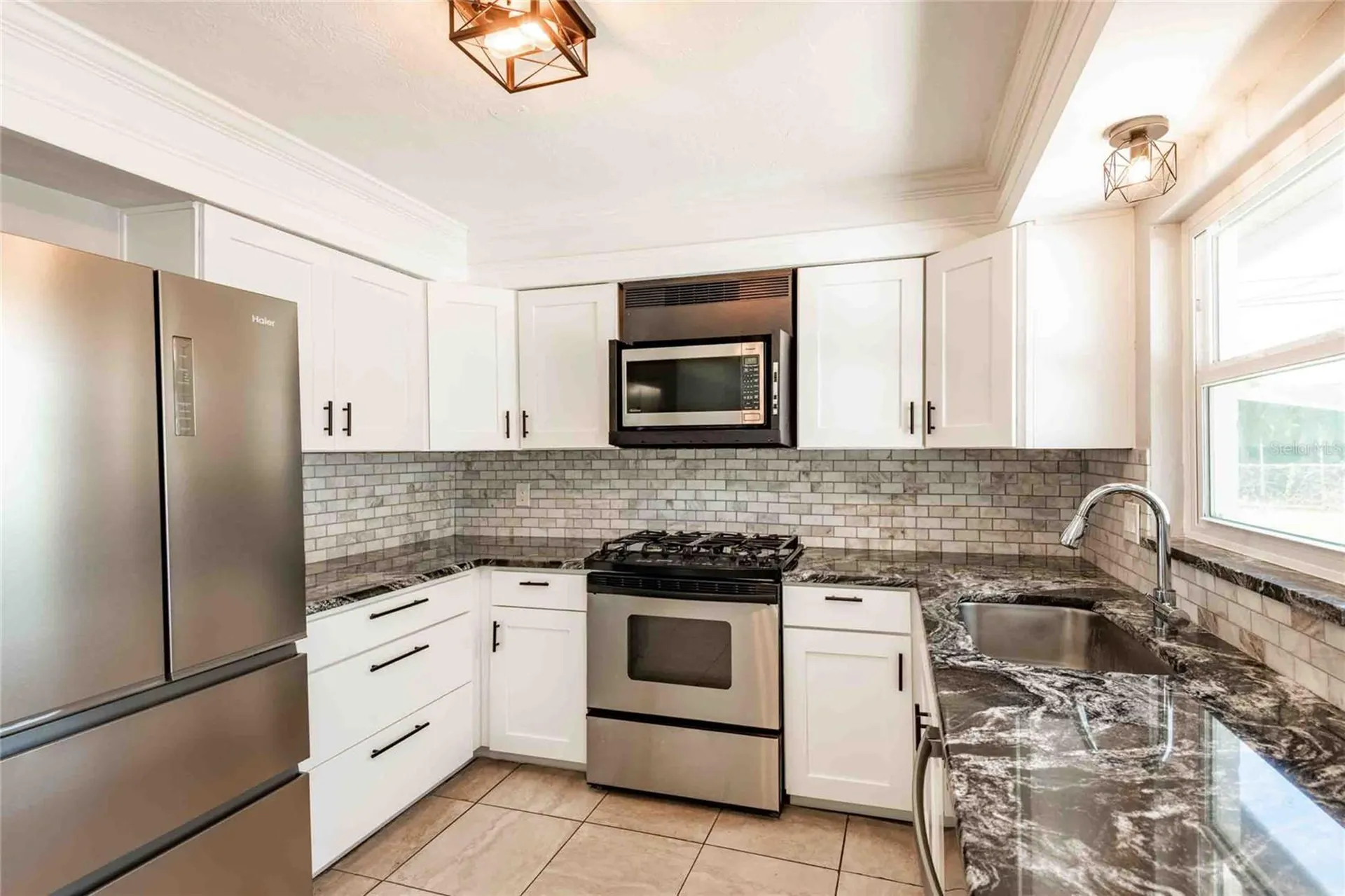 2741 37th Street S St Petersburg FL 33711