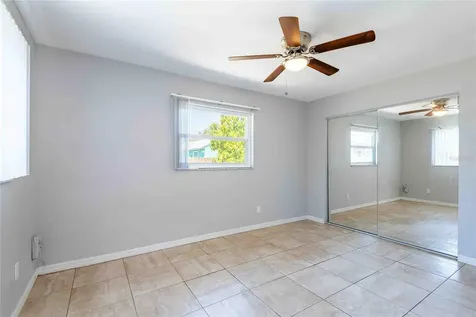 2741 37th Street S St Petersburg FL 33711