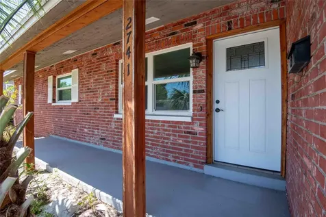 2741 37th Street S St Petersburg FL 33711