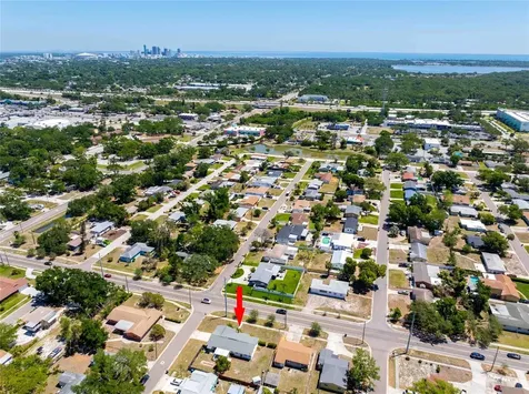 2741 37th Street S St Petersburg FL 33711