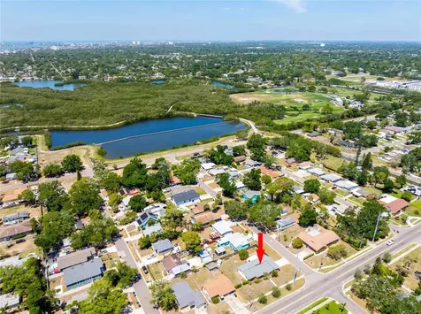 2741 37th Street S St Petersburg FL 33711