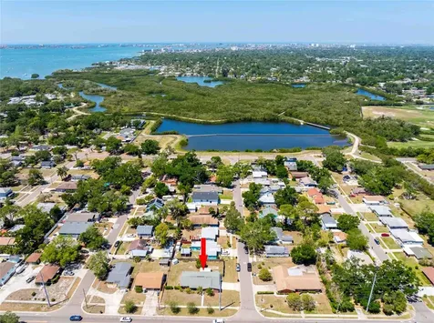2741 37th Street S St Petersburg FL 33711