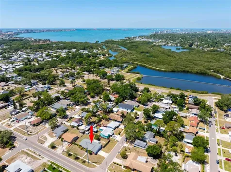 2741 37th Street S St Petersburg FL 33711