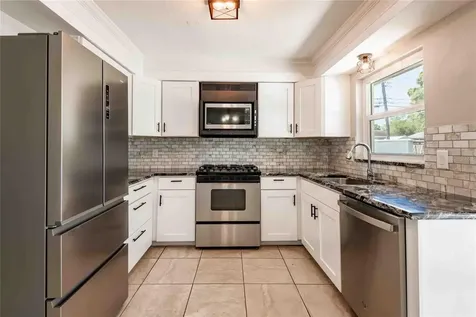 2741 37th Street S St Petersburg FL 33711