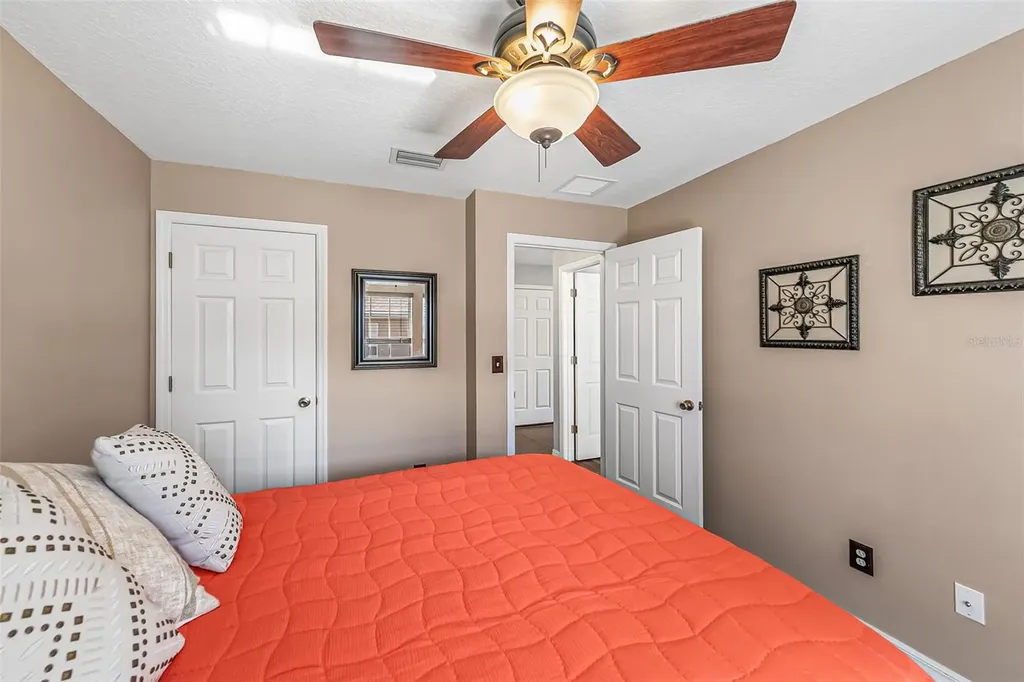 112 Hurst Court Deland FL 32724