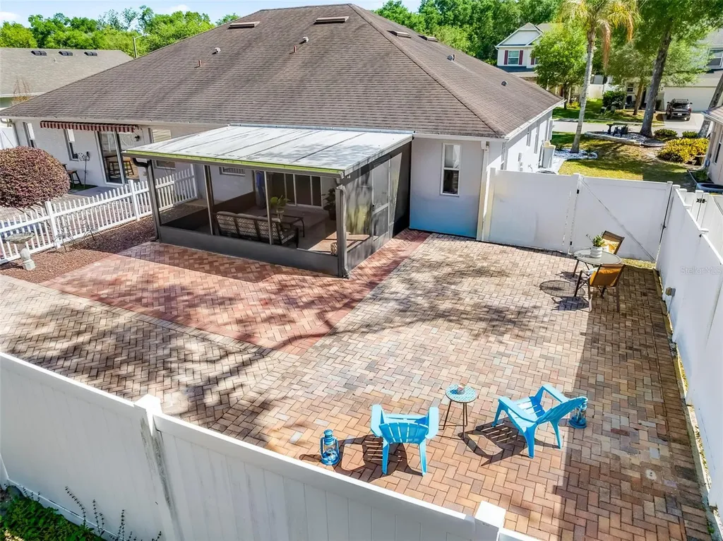 112 Hurst Court Deland FL 32724