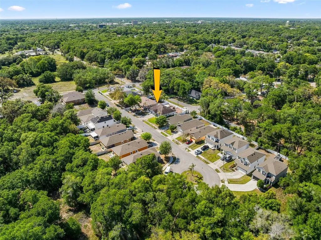 112 Hurst Court Deland FL 32724