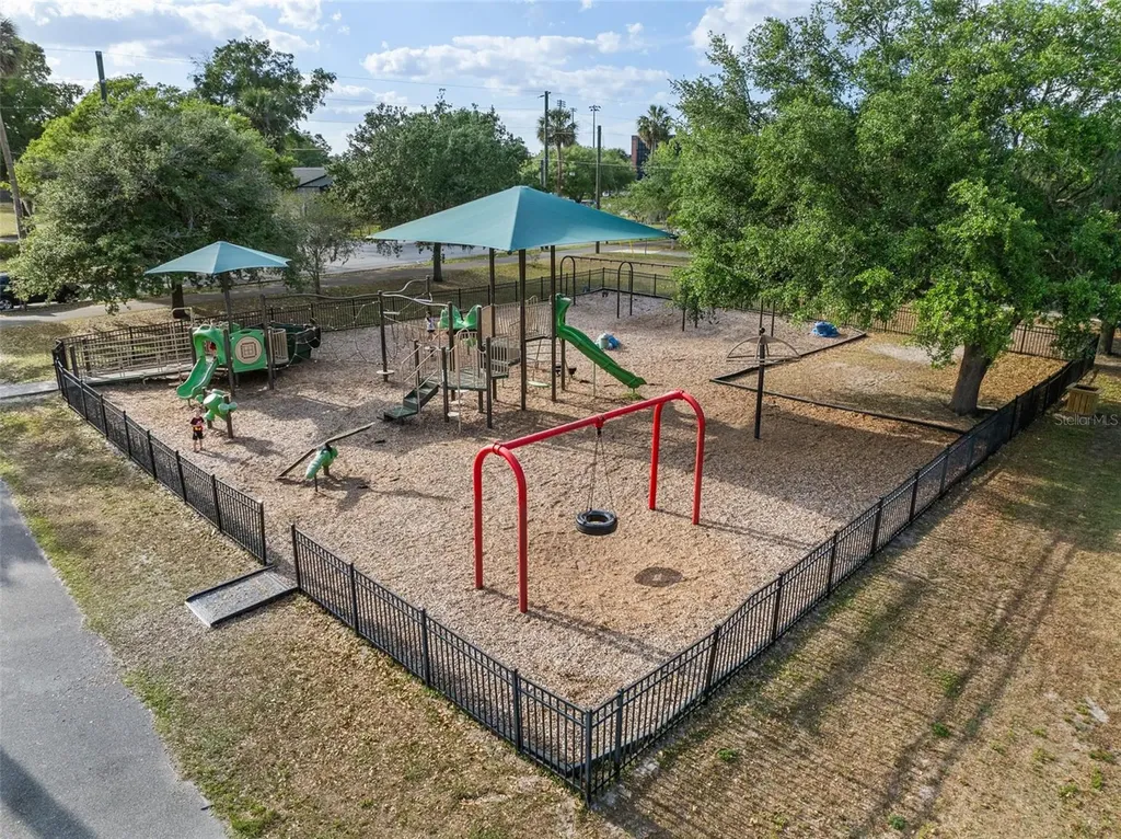 112 Hurst Court Deland FL 32724