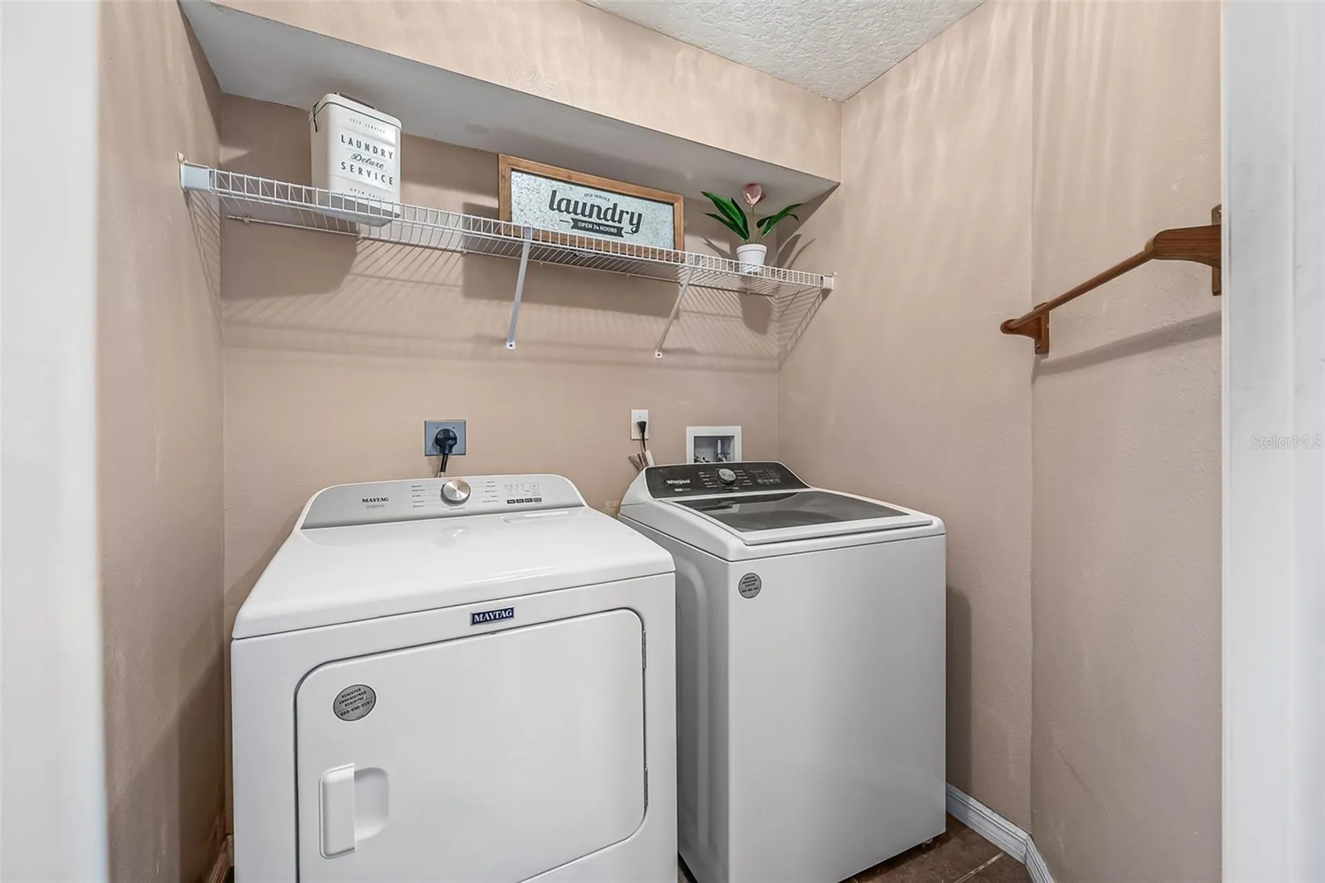 112 Hurst Court Deland FL 32724