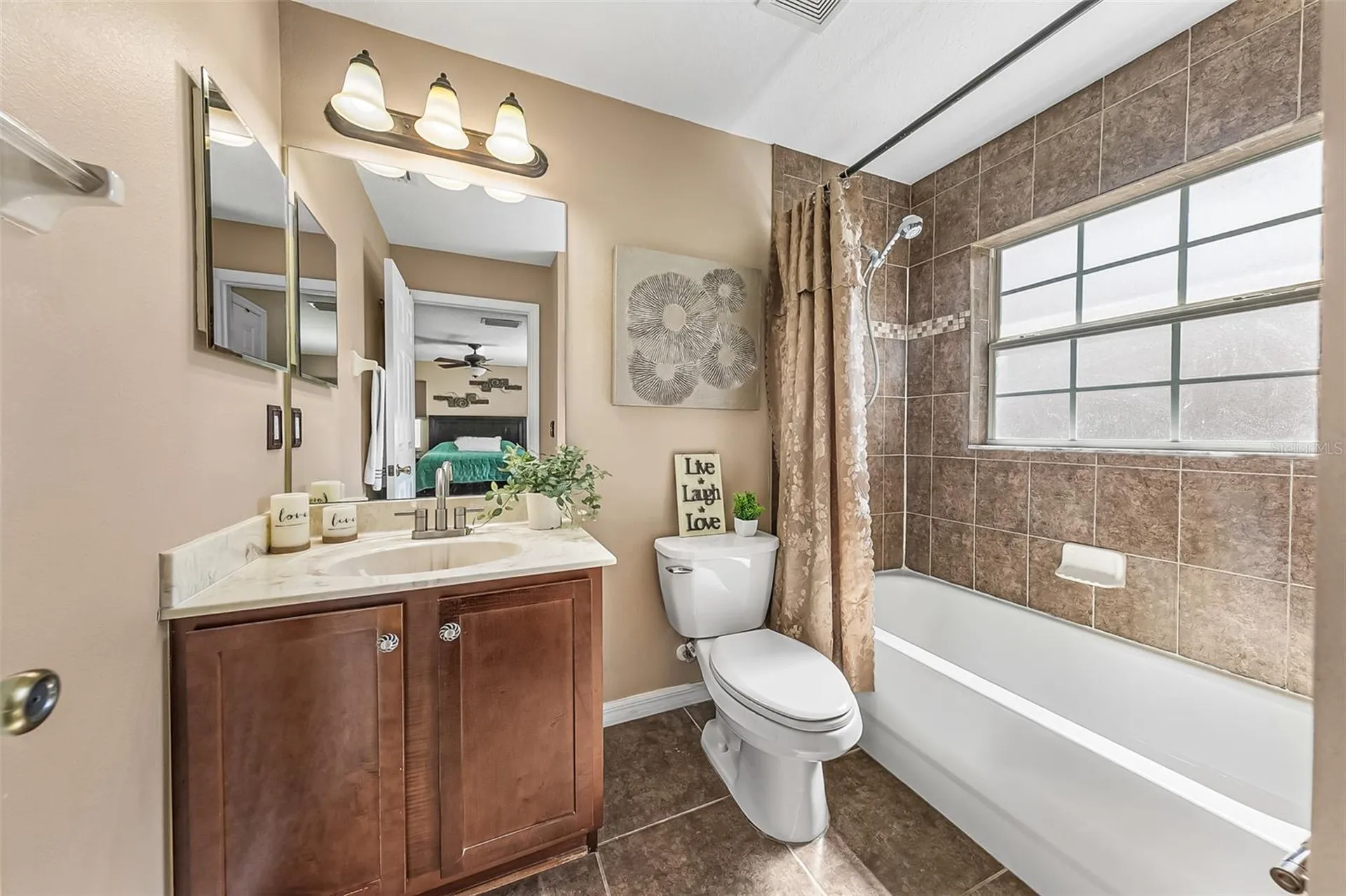 112 Hurst Court Deland FL 32724