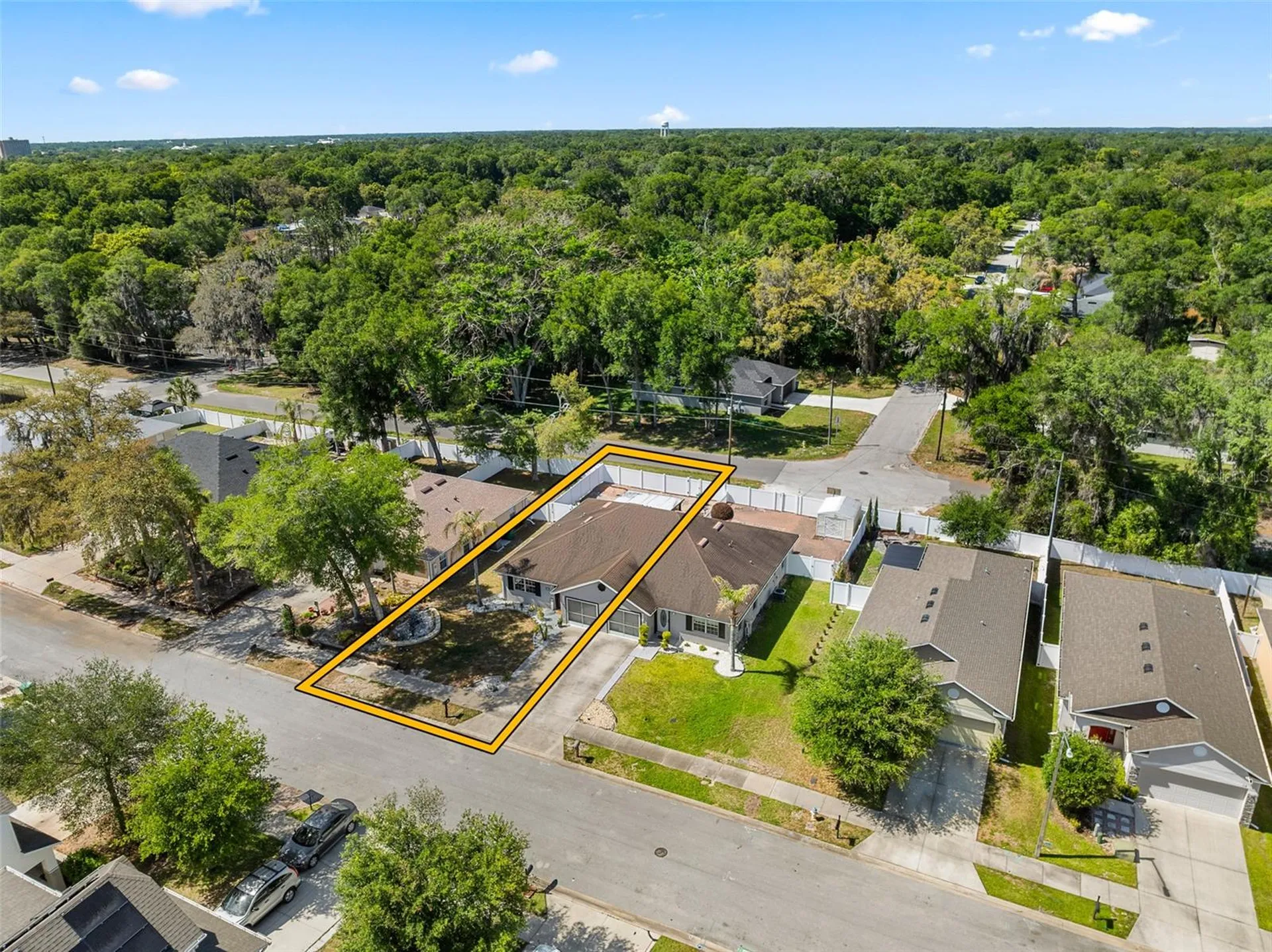 112 Hurst Court Deland FL 32724