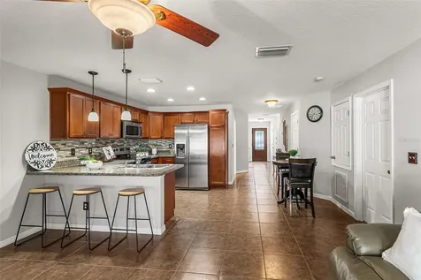112 Hurst Court Deland FL 32724