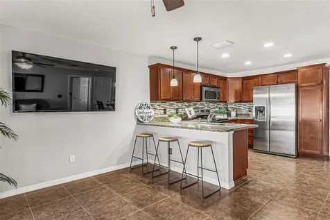 112 Hurst Court Deland FL 32724