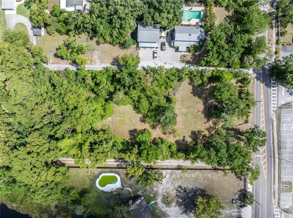 8616 N Habana Avenue Tampa FL 33614