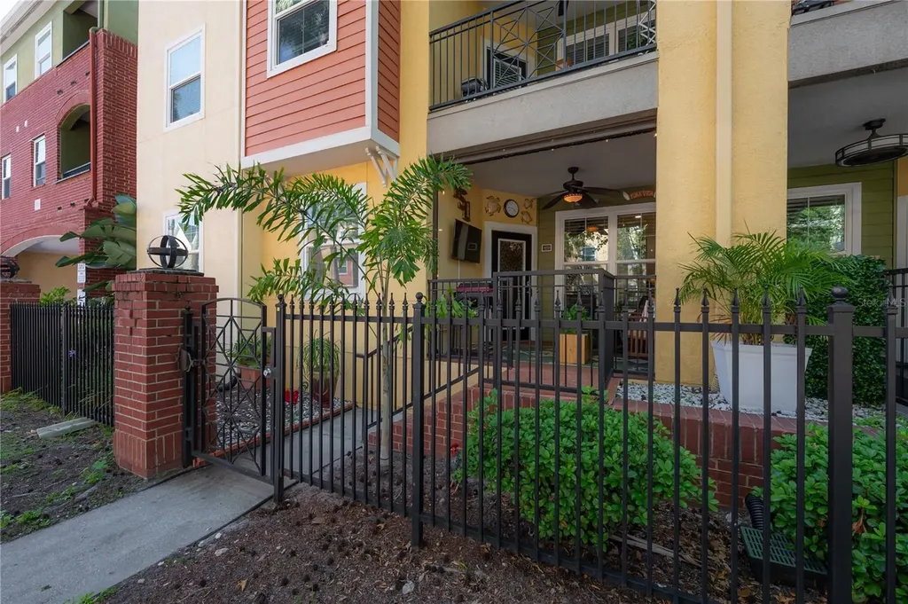 1810 E Palm Avenue Tampa FL 33605
