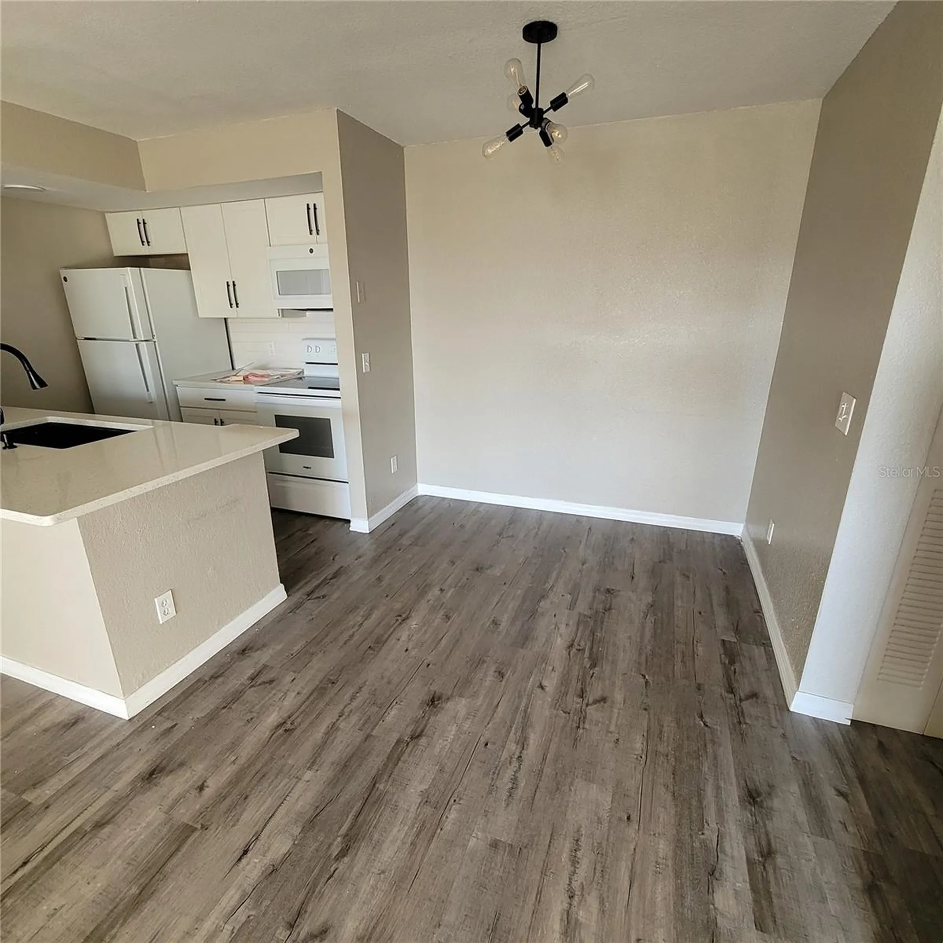 5160 Conroy Road Orlando FL 32811